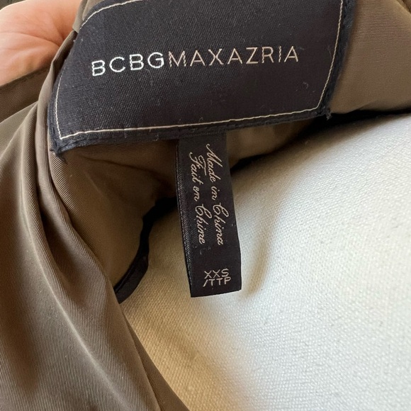 BCBG Olive green jacket. EUC. - Picture 6 of 8